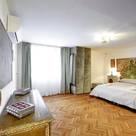 Venetian Accademia Dorsoduro District 公寓 *